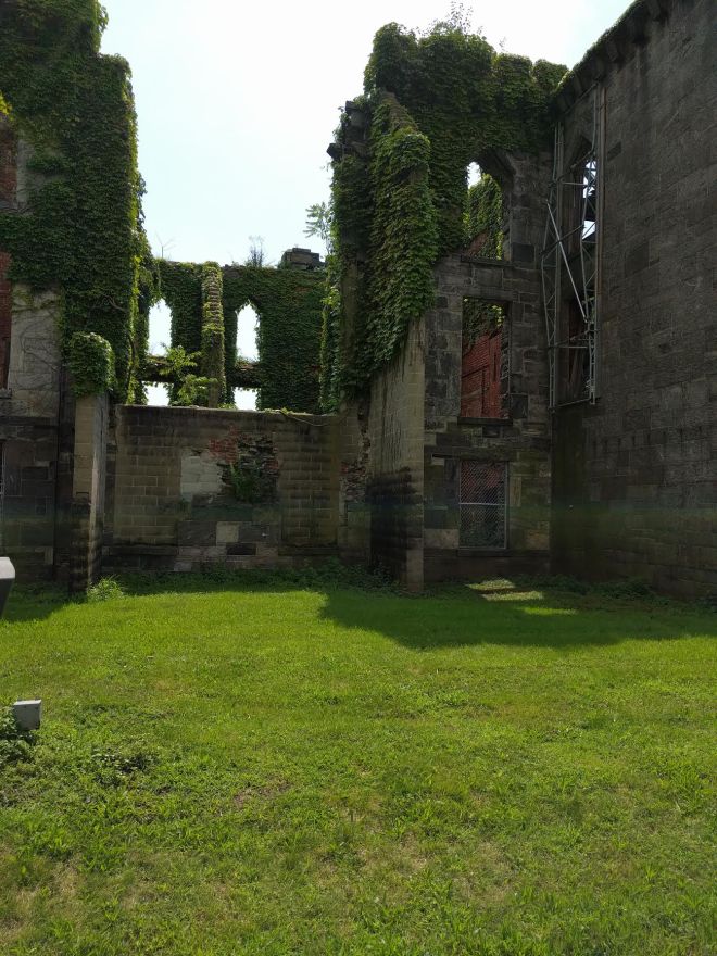 smallpox-hospital-roger-bultot